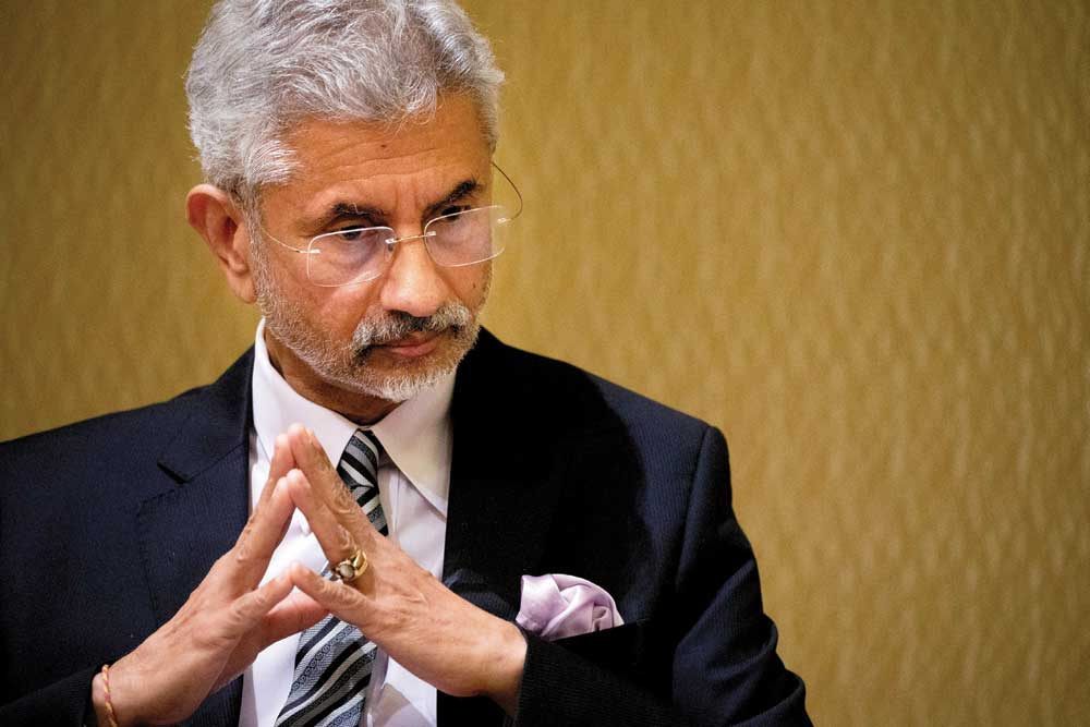 EAM Jaishankar discusses bilateral ties with S Korean Prime Minister Han Duck-Soo