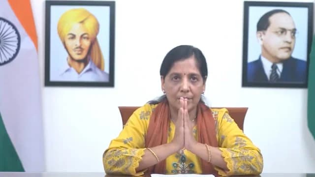 Delhi CM Arvind Kejriwal's wife Sunita Kejriwal reads out his message. (Screengrab)