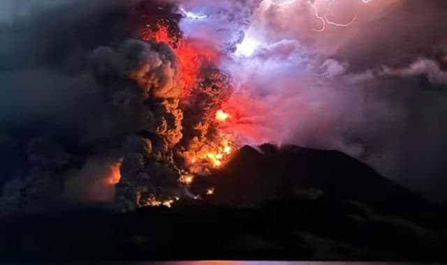 Indonesia’s Mount Ruang erupts second time in a week; 12,000 people evacuated