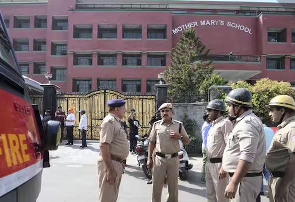 After Delhi, schools in Ahmedabad get bomb threat emails from same Russian domain