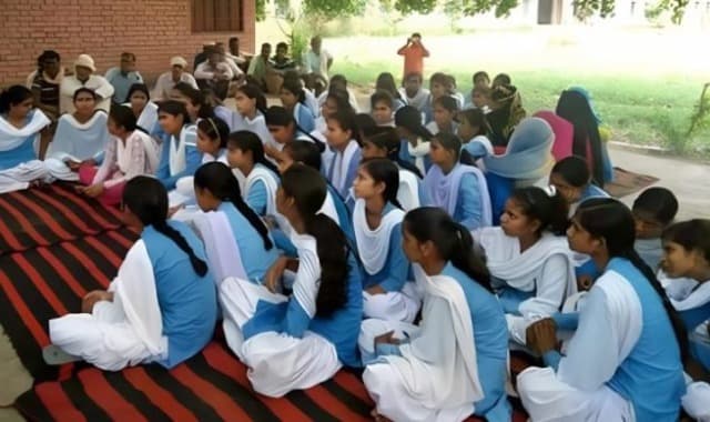 Bihar Government Declares ₹10,000 Reward for Government School Students Achieving First Division in 10th Boards