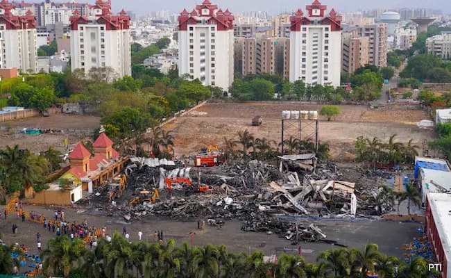 Fire at a children's hospital in Delhi.