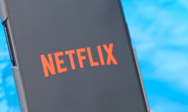 Netflix cheapest mobile phone launch plan