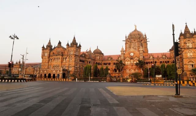 Lockdown in mumbai