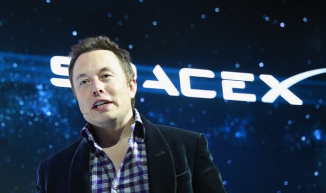 Elon Musk responds to NASA tweet