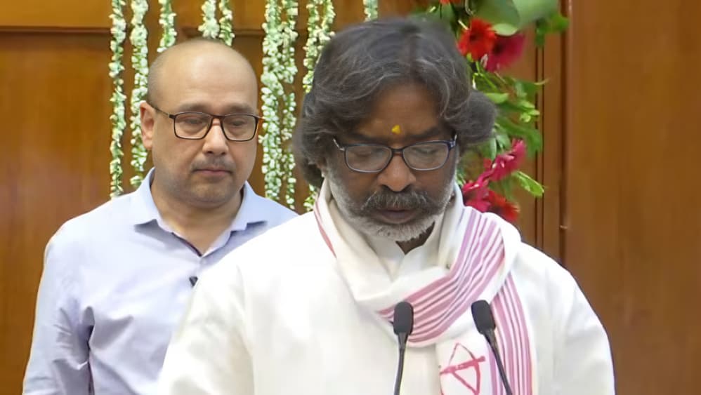 Hemant Soren, taking the oath of office as the Chief Minister of Jharkhand