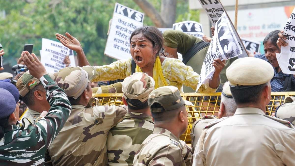 protest against NEET UG 2024