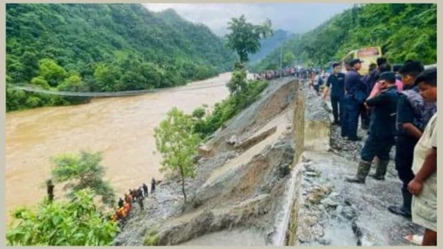 Nepal landslide twin bus accident