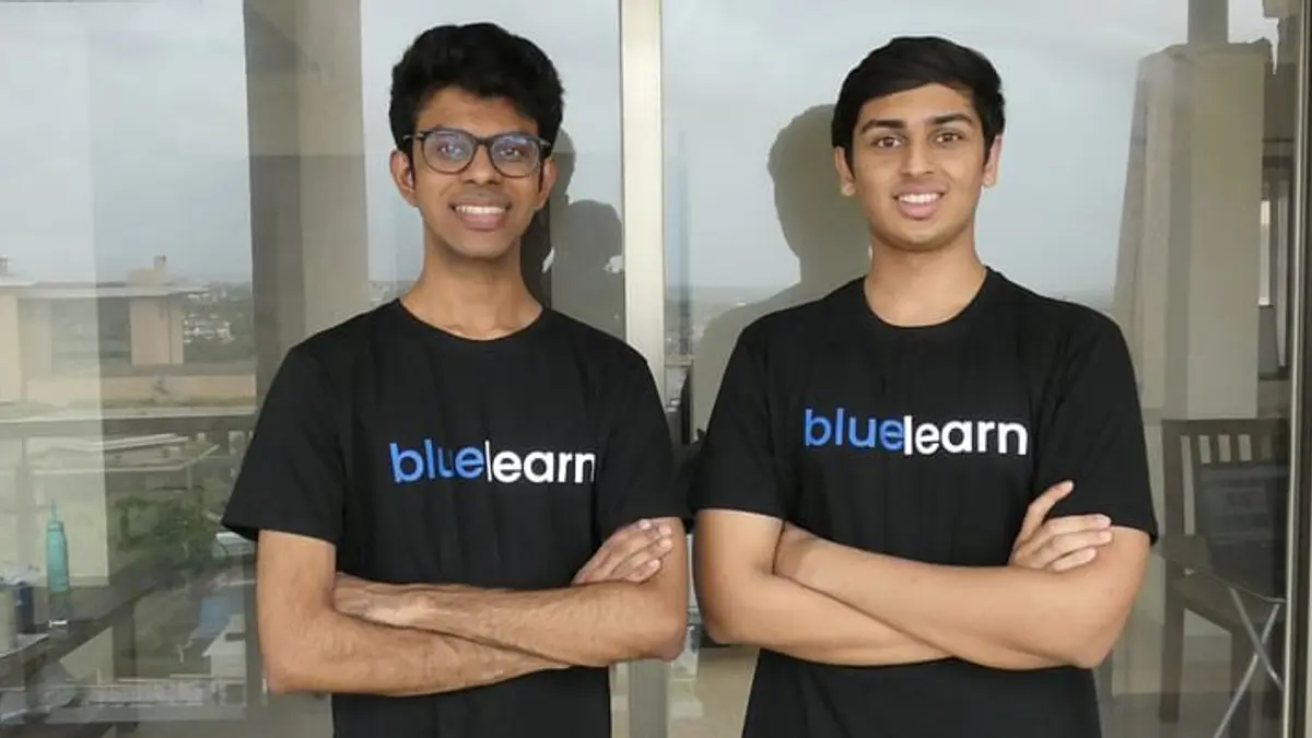 BlueLearn founder Harish Uthayakumar and co-founder Shreyans Sancheti