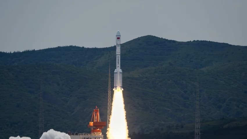 China's Long March 6A rocket broke apart creating over 300 pieces of trackable debris in low Earth orbit