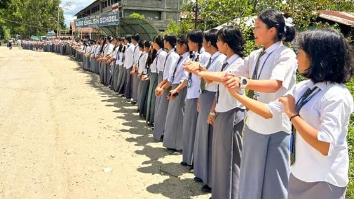 Human chain Karnataka to mark International Day of Democracy