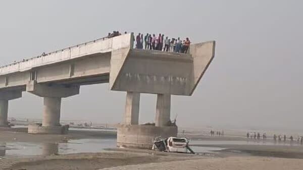 Three men fall to death in UP as Google Maps leads car onto incomplete bridge