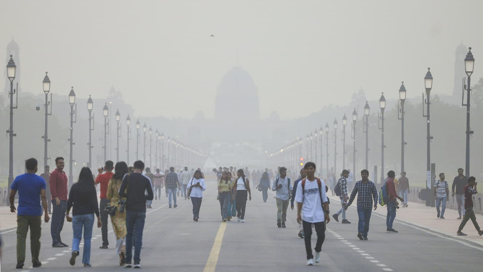 Delhi air quality improves, lowest AQI recorded since Dec 2015