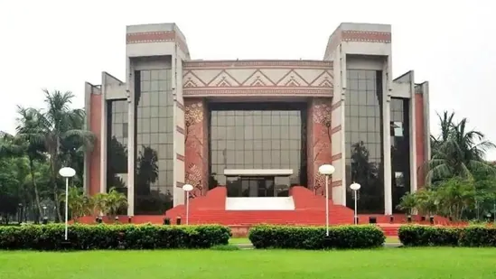 IIM Calcutta announces 2025-2027 MBA admissions guidelines with new eligibility and selection criteria, check details here