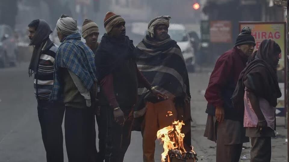 IMD warns of cold wave gripping northwest and central India as temperatures drop 