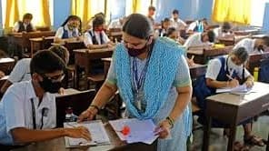 Class 12 students vow ‘copy-free’ exams at college in Maharashtra's Latur