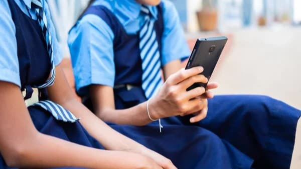 While the world takes cognizance of banning smartphone usage in schools, India lags behind