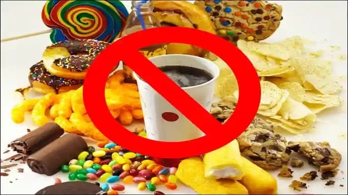 How eating too much junk food can alter brain activity. Let’s know more!