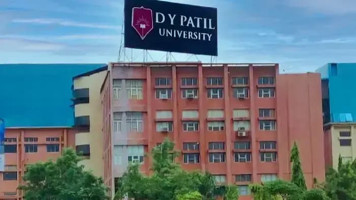 dy patil university