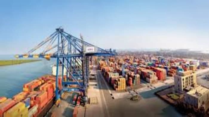 PM Modi stated that port cities and coastal states will emerge as vital growth hubs for a developed India