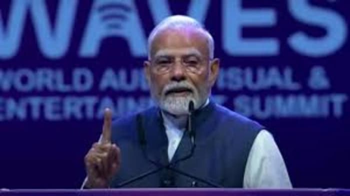 The Prime Minister emphasized the significance of the Orange Economy in India during the WAVES 2025 summit