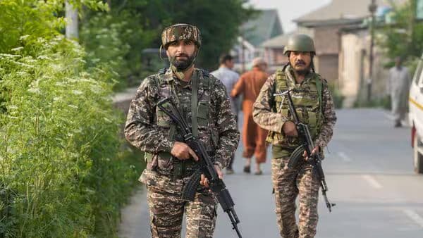 Nuclear rivals clash as India and Pakistan enter most intense conflict since 1971