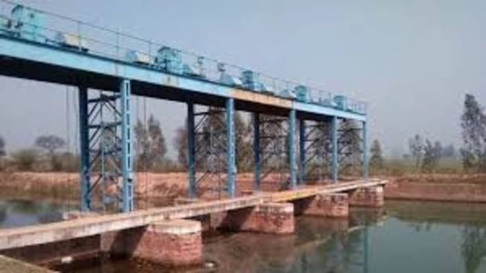 The Supreme Court recently called Punjab's de-notification of land acquired for the construction of the Sutlej-Yamuna Link (SYL) canal an act of "high-handedness"