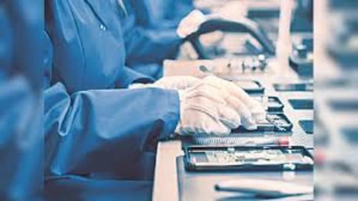  70 Applications Submitted for Program to Manufacture Electronic Components 