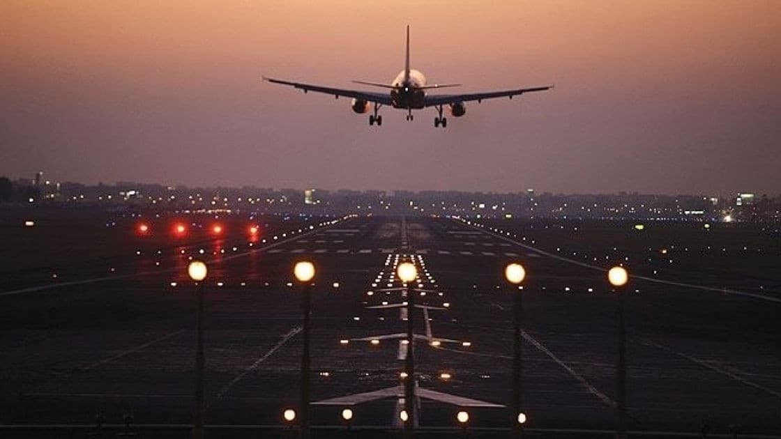 New DGCA rules: No photos, closed windows below 10,000 feet near defense airports