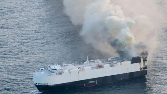 Cargo ship carrying 3,000 vehicles sinks in Pacific Ocean after fire