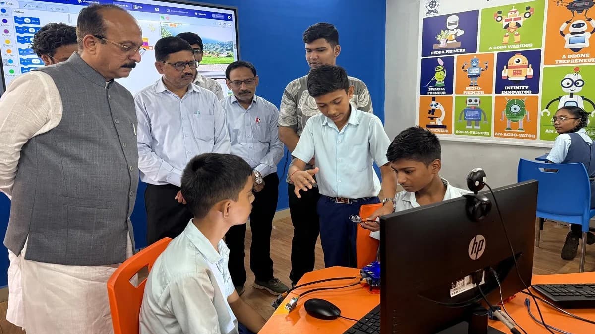 Delhi to revamp school education with AI, robotics, and smart boards