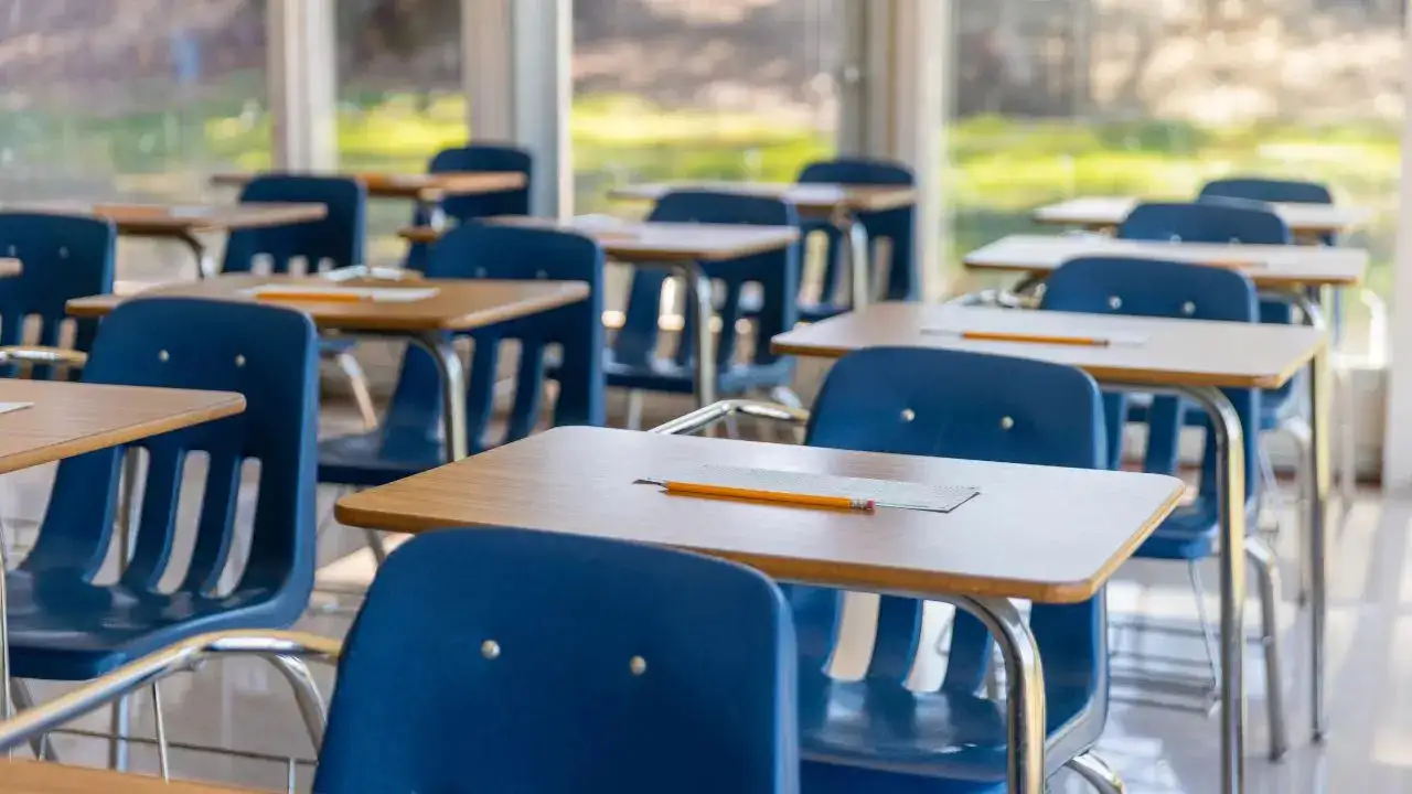 Delhi clears ₹900 crore plan to digitize classrooms in CM Shri Schools