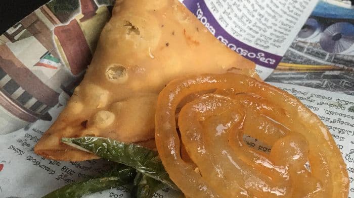 Govt to roll out ‘Oil & Sugar’ warning boards for samosas, jalebis in central institutions
