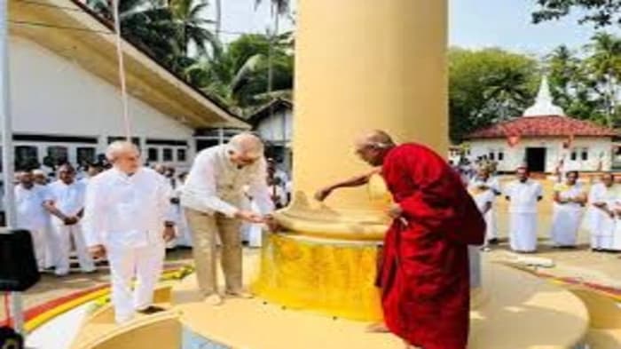 India displayed a model of the Ashokan Pillar at Waskaduwa Sri Subhuthi Viharaya