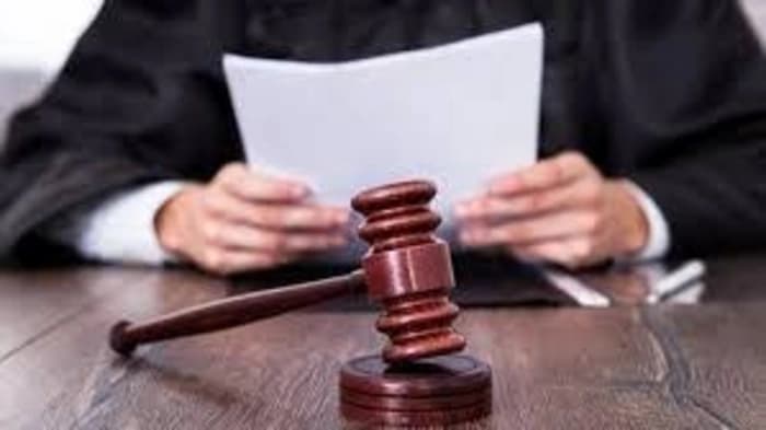 Judicial Responsibility and Discussion on Internal Investigation System 