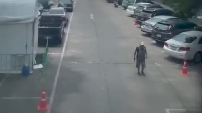 Five killed in midday Bangkok shooting, attacker commits suicide
