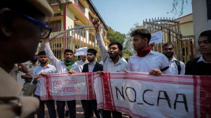 Persecuted minorities from Afghanistan, Bangladesh, Pakistan who arrived before 2025 permitted to stay in India