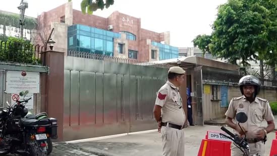 Bomb threats force evacuation of several Delhi schools