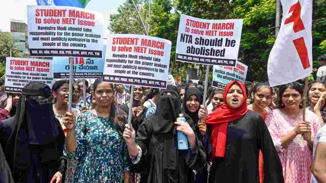 protest against NEET UG 2024
