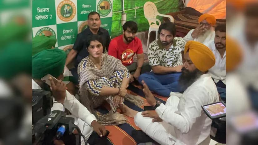 Ahira's parents outside German Embassy