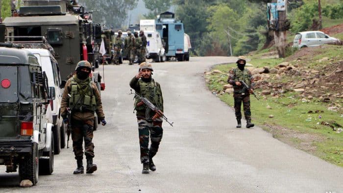 Encounter erupts in Udhampur forest as four Jaish‑e‑Mohammad terrorists trapped ahead of Amarnath yatra