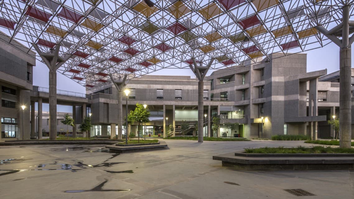 IIT Gandhinagar introduces industry-oriented data science course