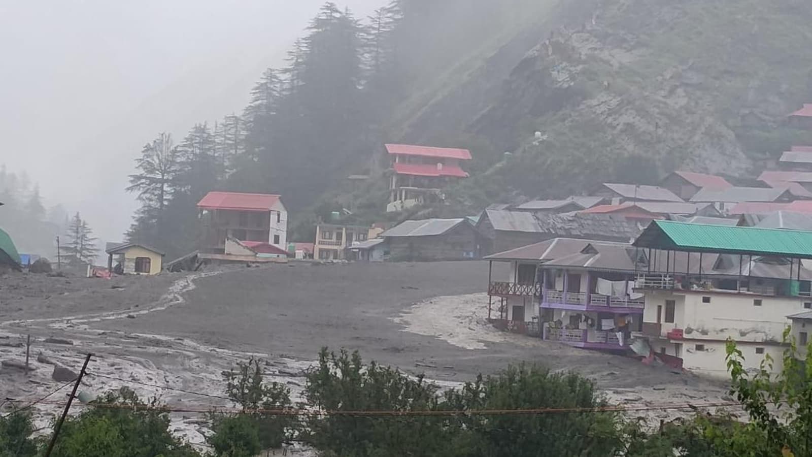 A view of the flash floods in Dharali market area of Uttarkashi on August 5, 2025. Photo: SDRF, Uttarakhand