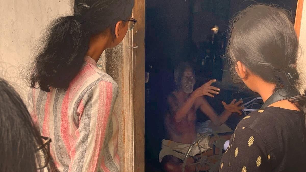 Dawn of learning: Young NIFT designers learn from Arani’s silk weavers