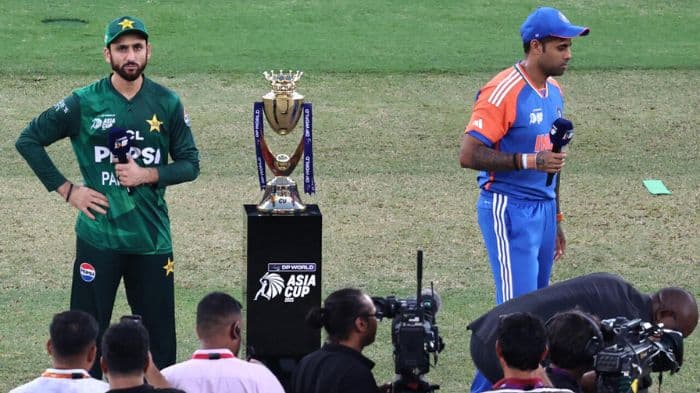 Asia Cup final marred by trophy row after India defeats Pakistan