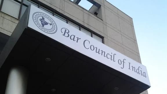 BCI to hold All India Bar Examination twice a year, allow final semester LLB students