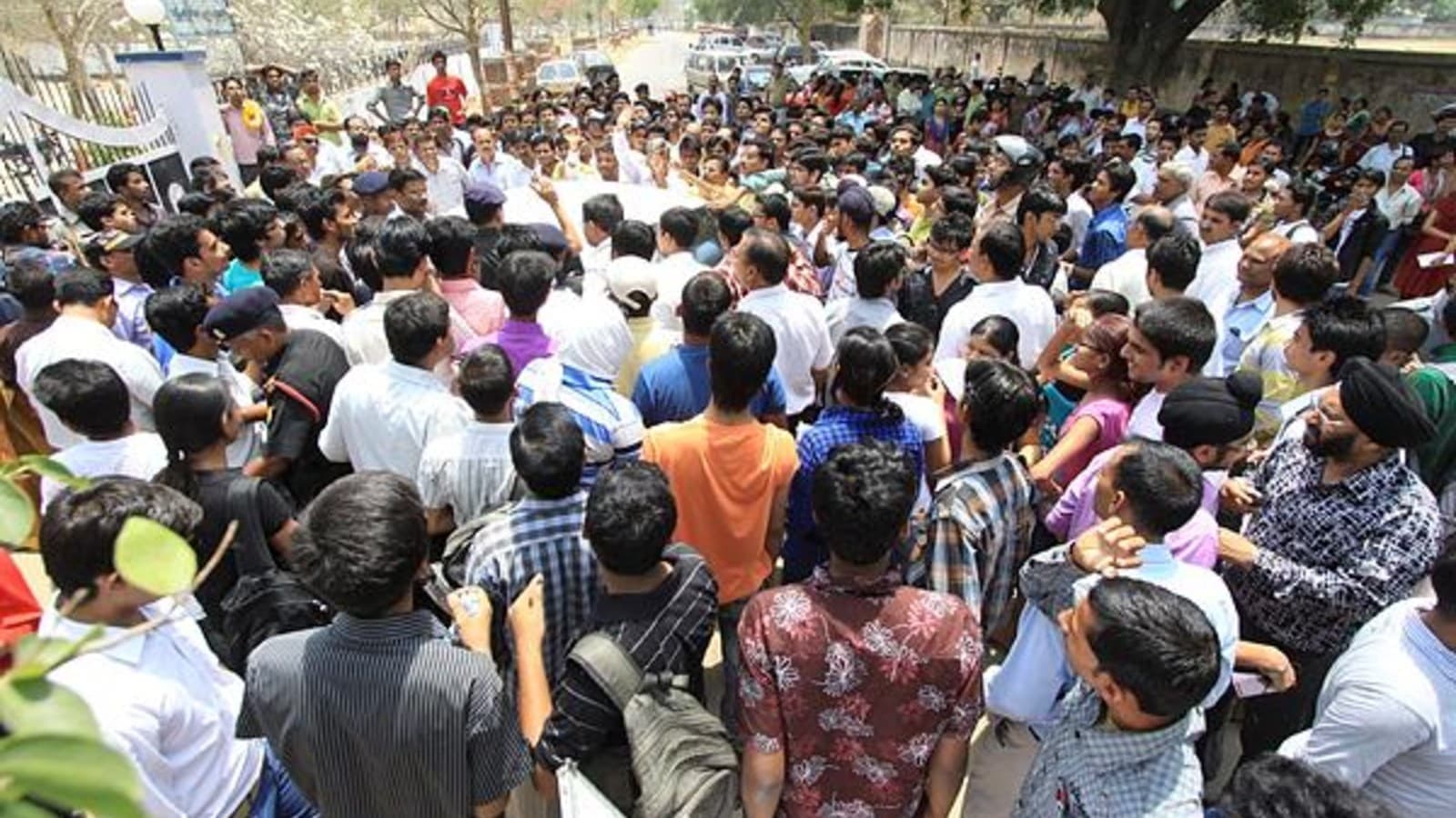 JEE Main 2026 Session 1 records over 96% attendance in initial exam days