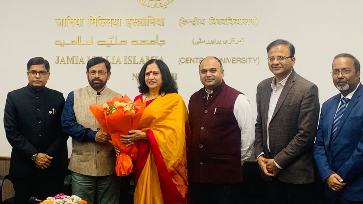 JMI signs MoU with Ambedkar University Delhi for joint PhD supervision, research collaboration