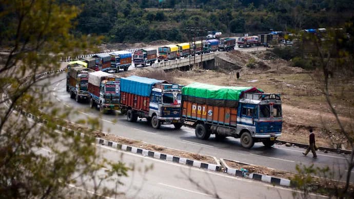 India truck pollution