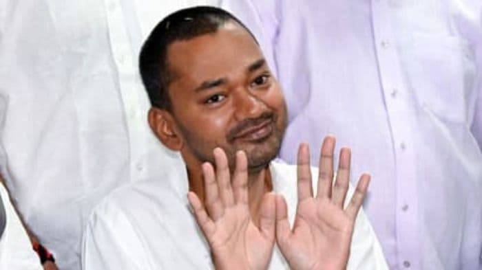 Nitish Kumar’s son Nishant Kumar formally joins JD(U), enters active politics